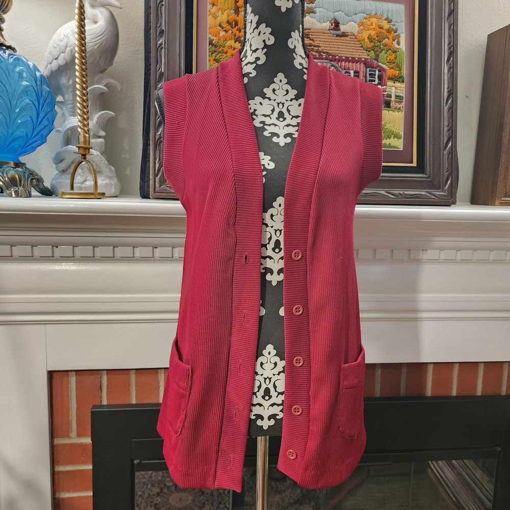 S 70s Vintage Long Red Vest with Pockets, Brookvalley by Fairfield